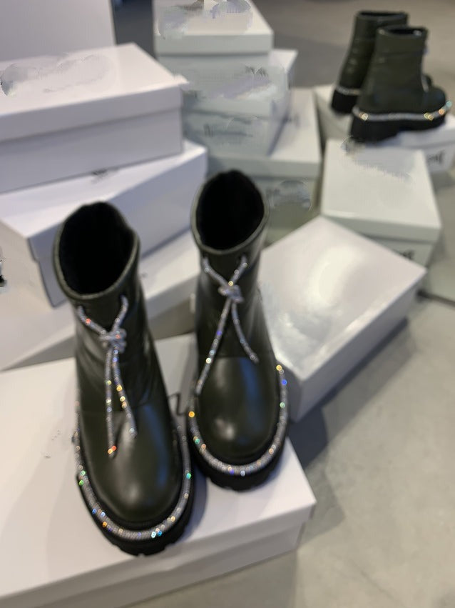 Women's Shiny Leather Snow Boots