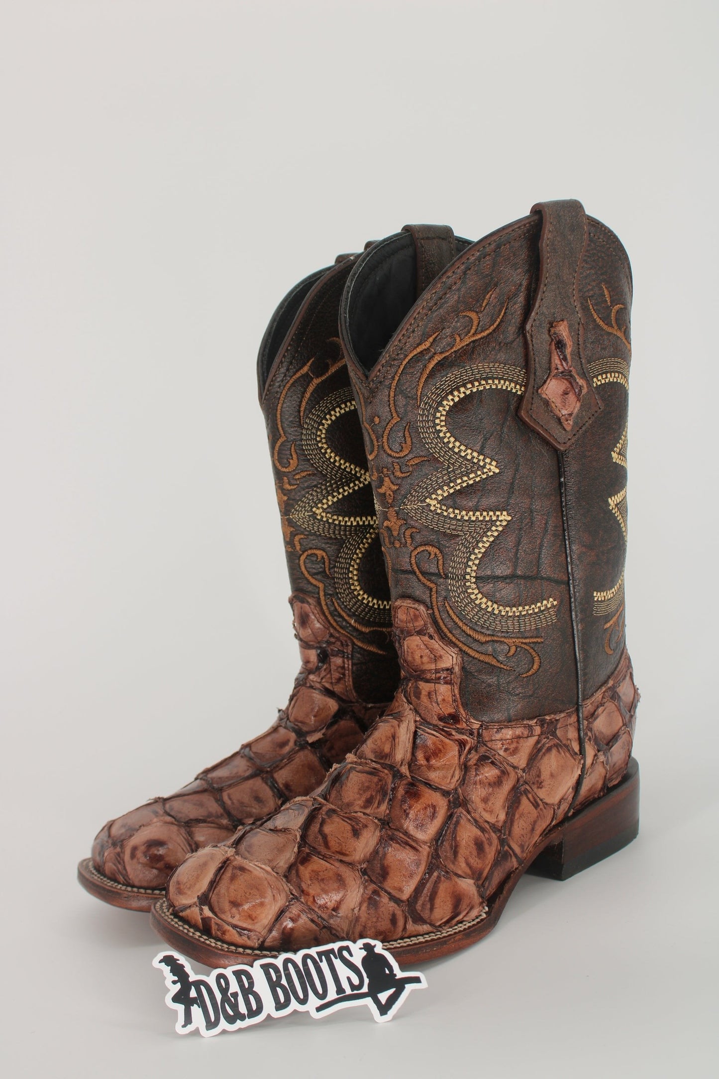 Men's Embroidery Plus Size Vintage Mid-Calf Boots