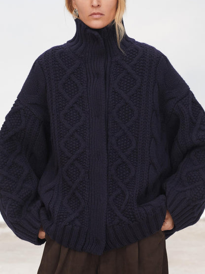 WOOL KNIT SWEATER